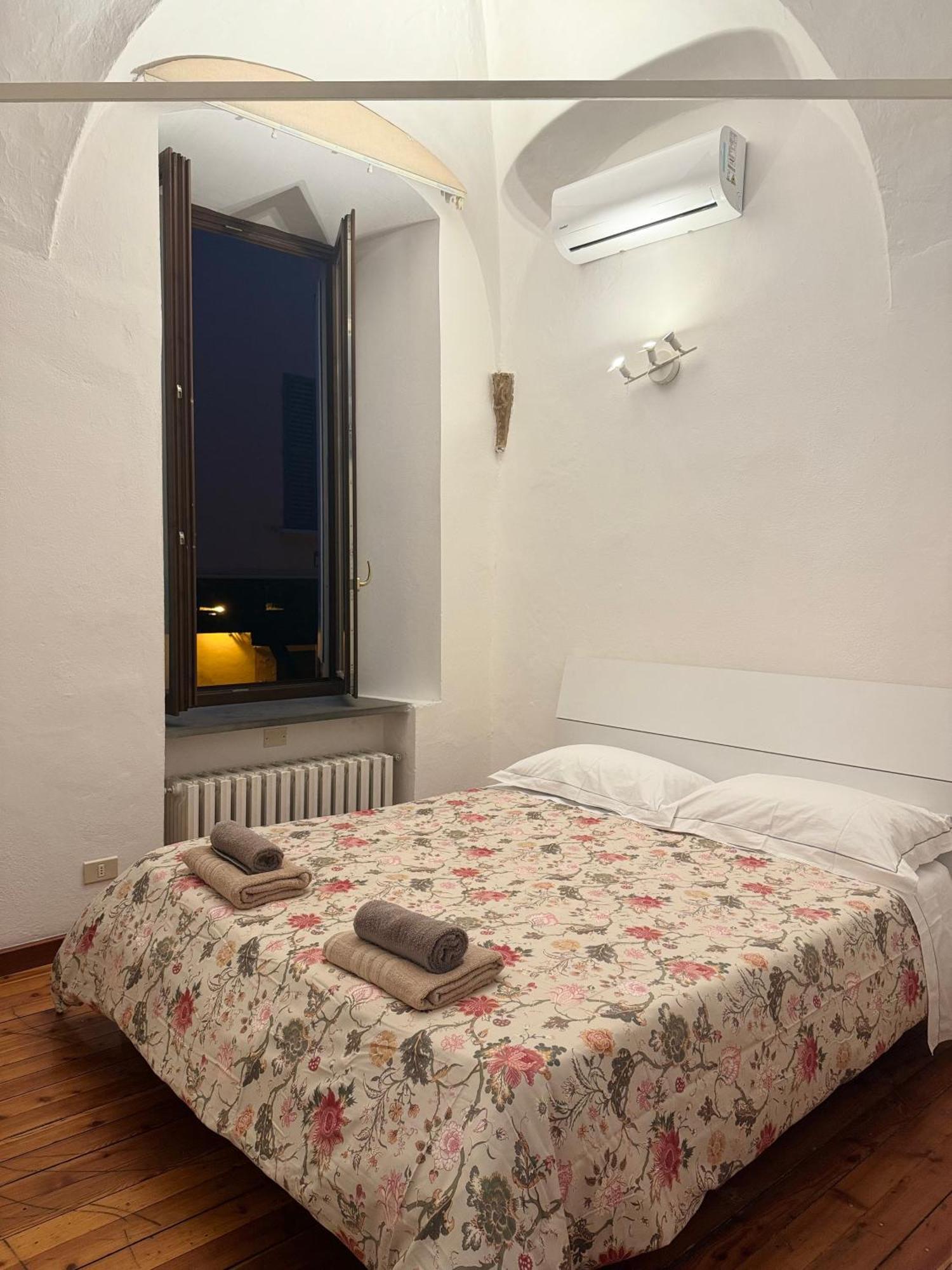 Historic E Comfort Suite - Locazione Semplice ボローニャ エクステリア 写真